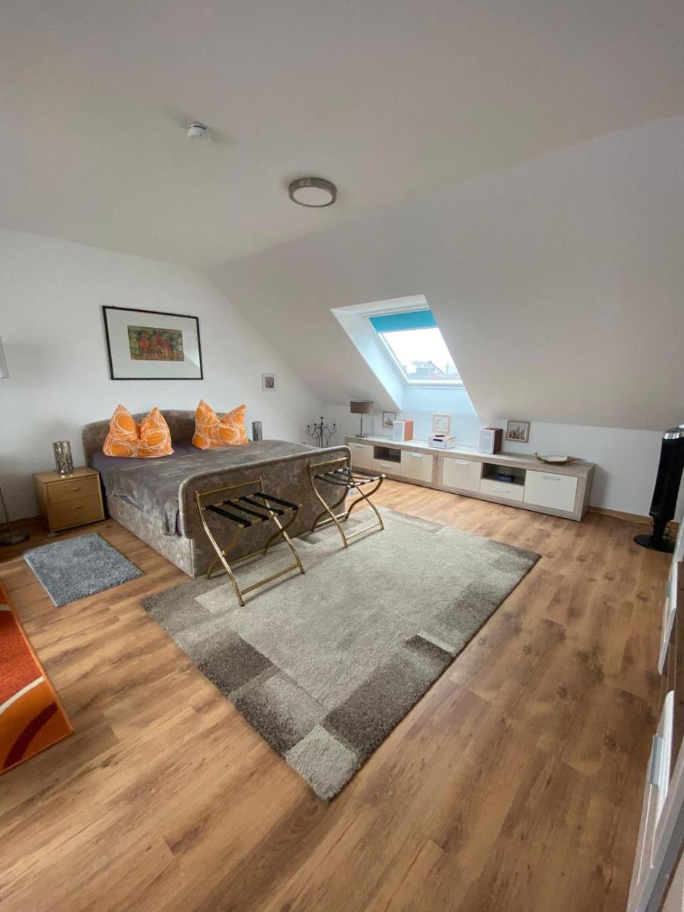 Dachgeschoss Apartment mit Ausblick — 4-Star Luxury Hotel in Halle (Saale), Germany