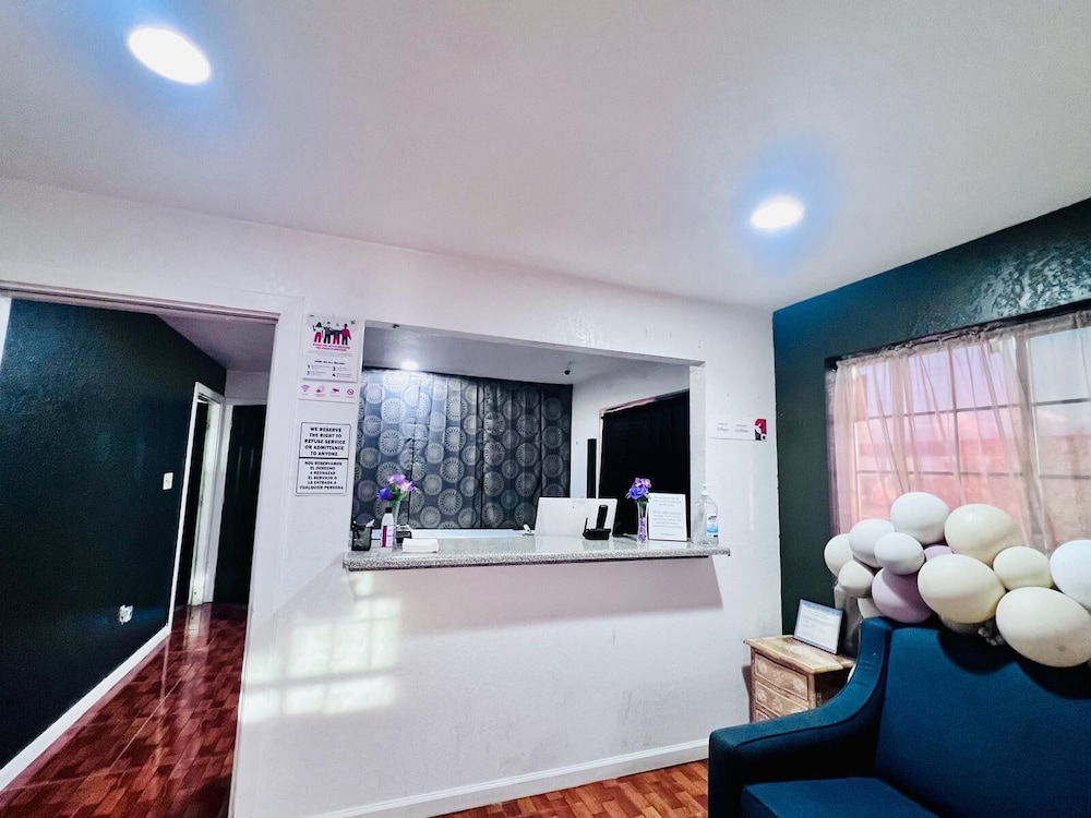 OYO Hotel Pearsall I 35 East - photo 5