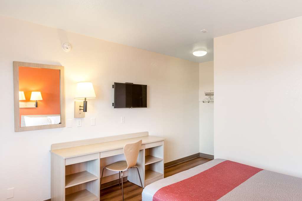 Motel 6 Redding CA Central - photo 15