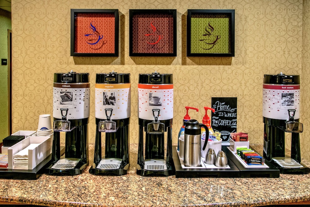 Hampton Inn Winchester - photo 32