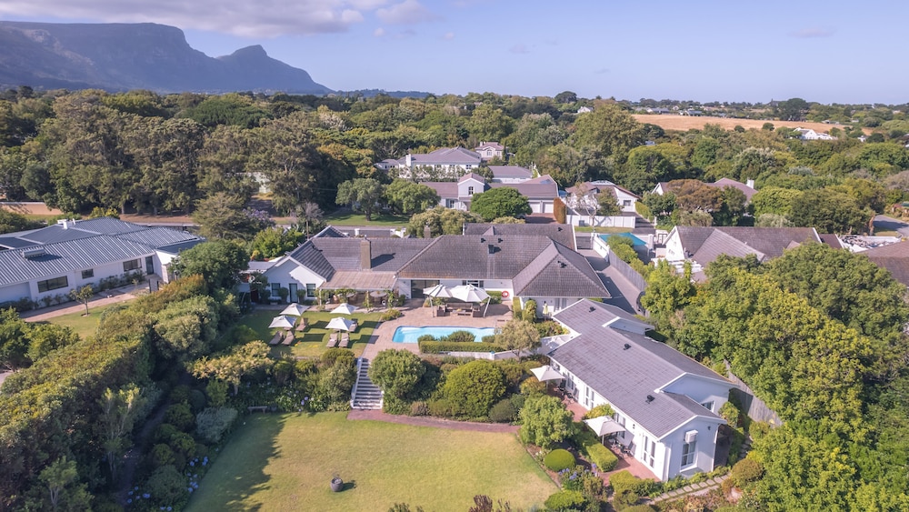 Dongola House — 4-Star Luxury Hotel in Cape Town, South Africa