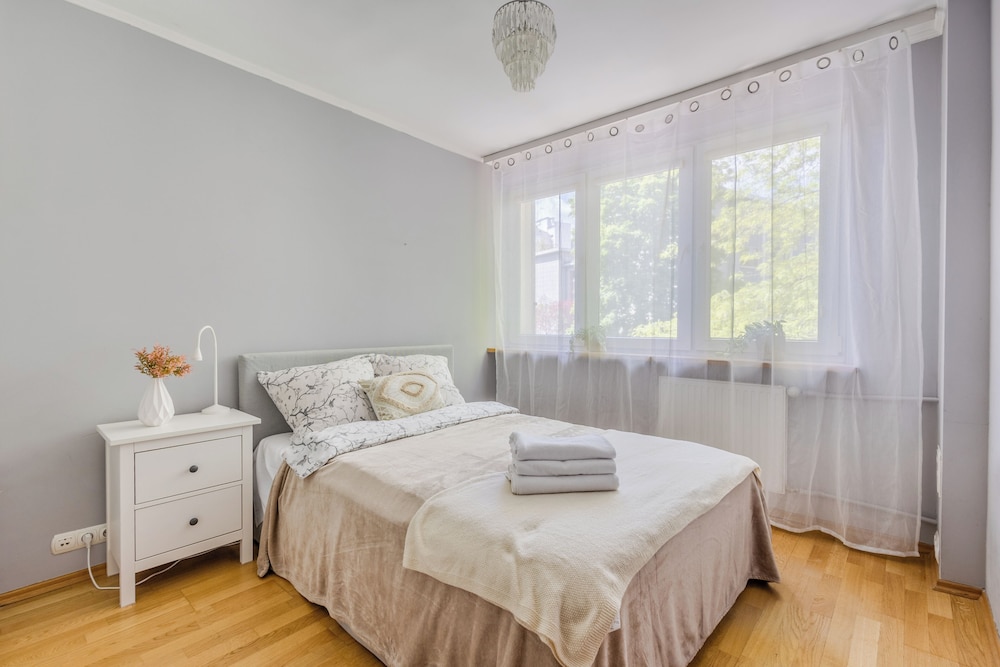 City Center Twarda 62A — 4-Star Luxury Hotel in Warsaw, Poland