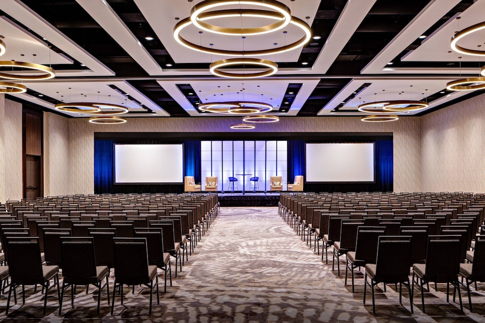 Houston Cityplace Marriott at Springwoods Village - photo 60