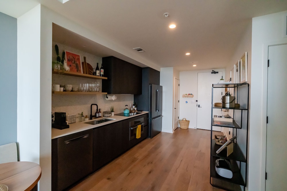 Austin Condo Hotel - photo 298
