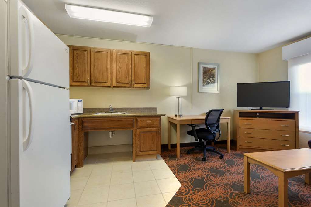 Best Western Plus Waco North - photo 20