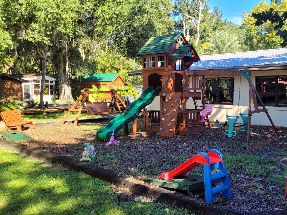 Riverside Lodge Resort - photo 14
