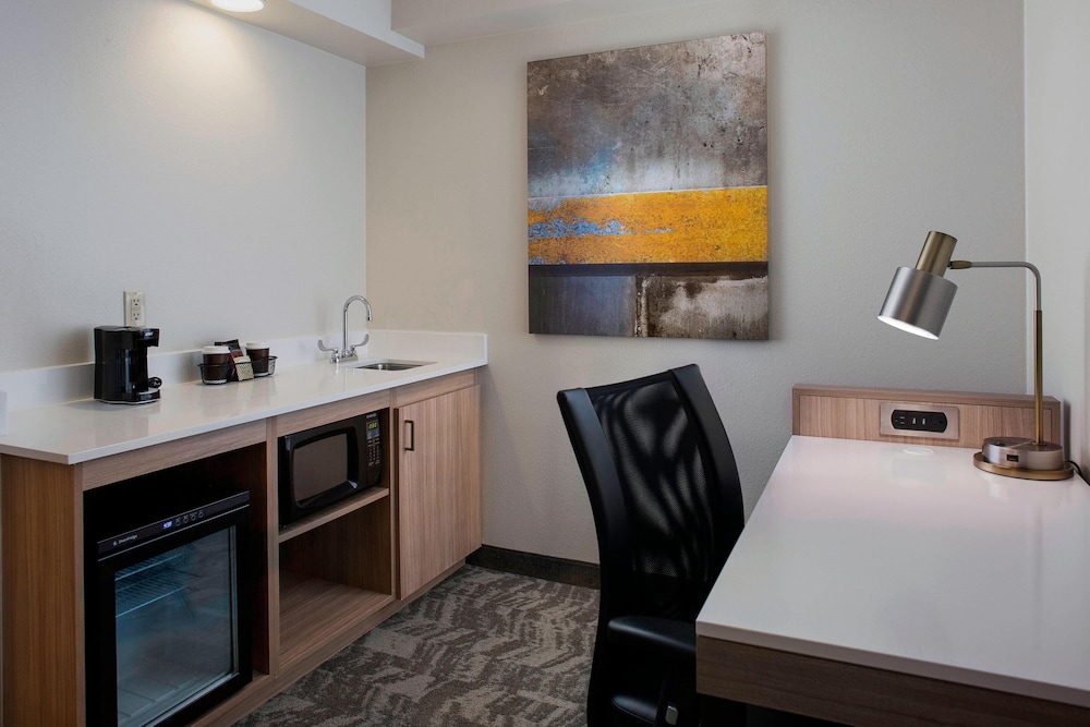 SpringHill Suites by Marriott New Orleans Warehouse Arts District - photo 9