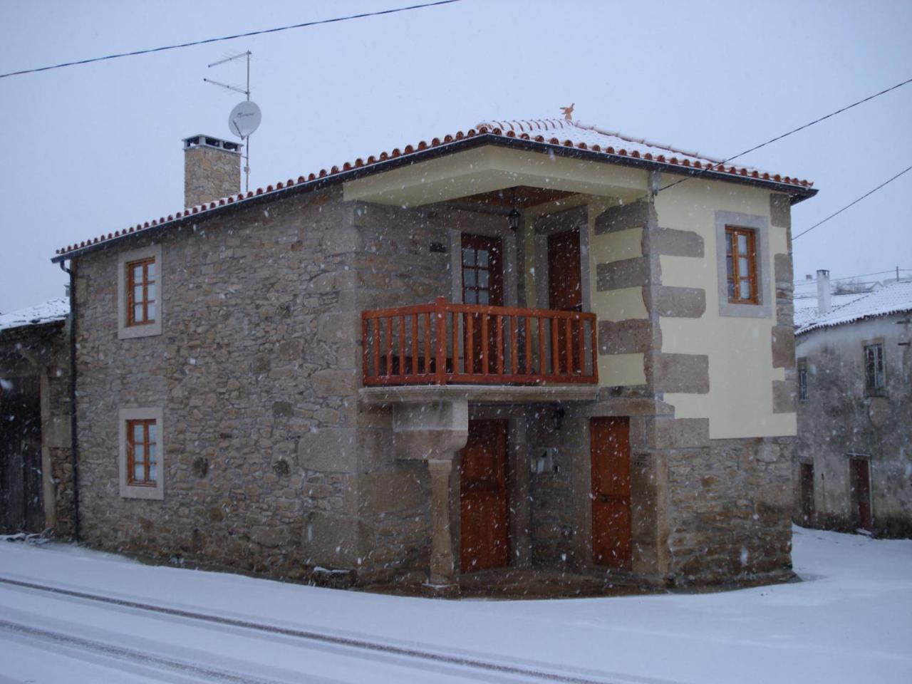 Casa Do Planalto Mirandes — 4-Star Luxury Hotel in Vimioso, Portugal