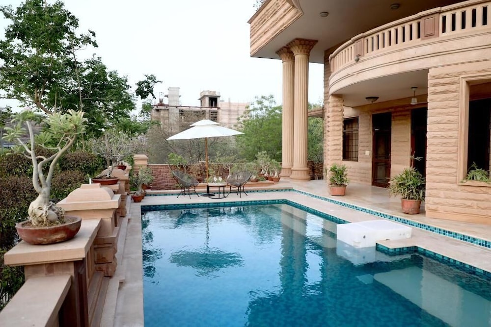 The Almond Tree — 4-Star Luxury Hotel in Jodhpur, India