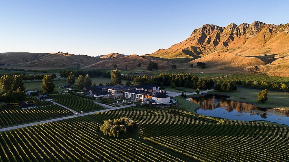 Craggy Range Luxury Vineyard Retreat in Hastings, New Zealand