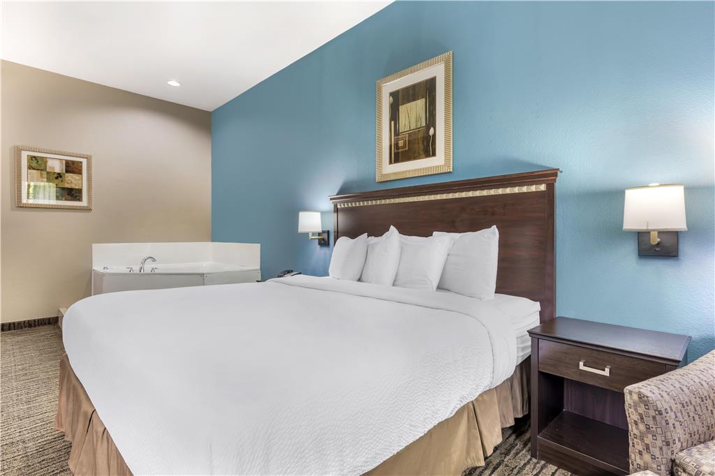 Best Western Mineola Inn - photo 20