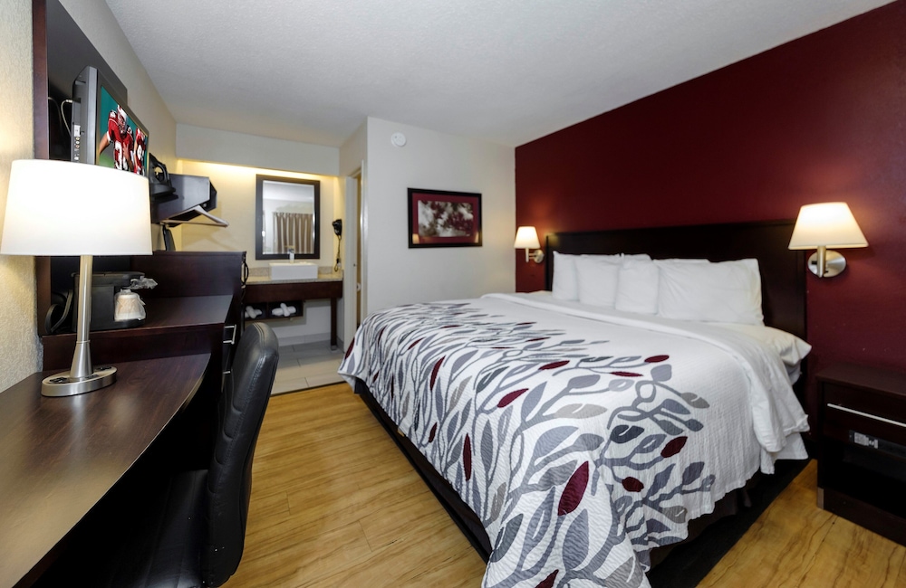 Red Roof Inn Detroit Troy - photo 9