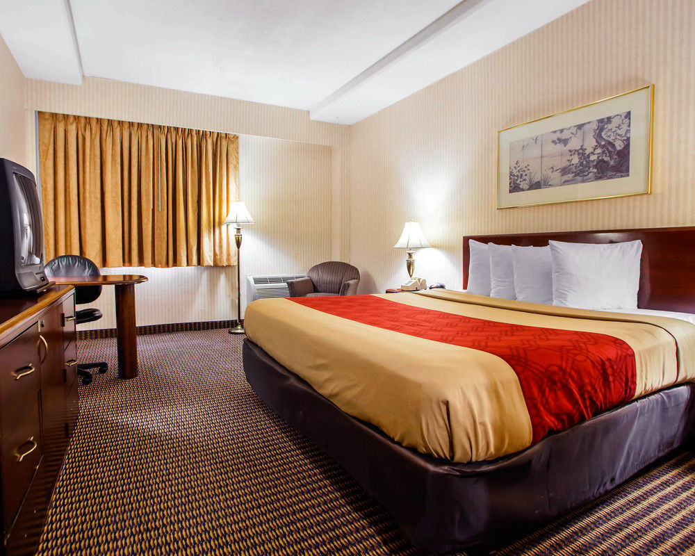 Econo Lodge Somerset - photo 11