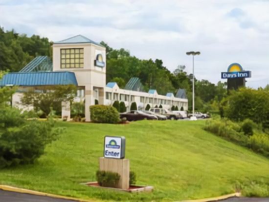 Days Inn Port Jervis in Deer Park, United States