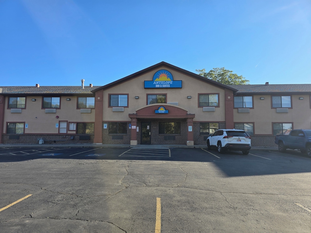 Antelope Inn Suites — Clearfield