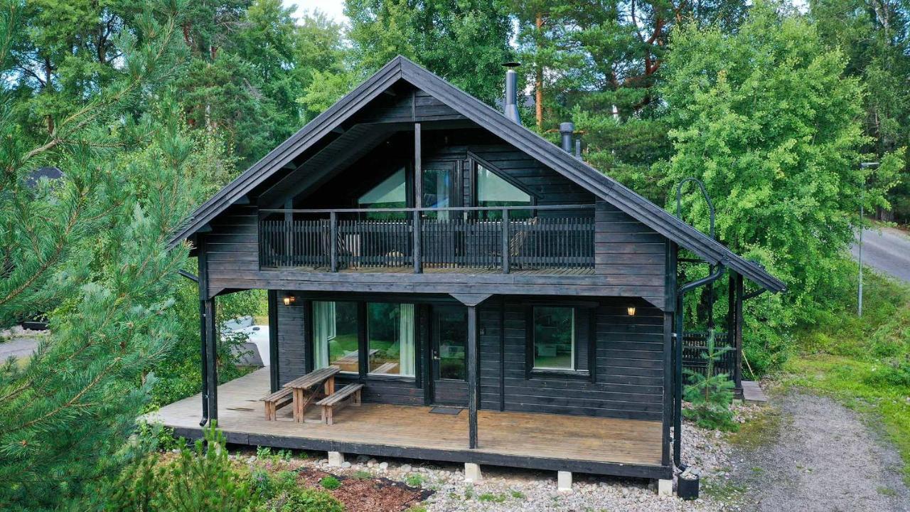 Villa Rantatuuli 10 henkilölle Himosranta Beach 113m — 4-Star Luxury Hotel in Jaemsae, Finland