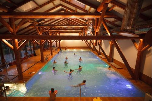 Ośrodek Wypoczynkowy MAX — hotel in Lipinki
