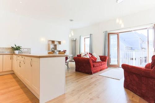 Tidemill House Apartment — 4-Star Luxury Hotel in Falmouth, United Kingdom