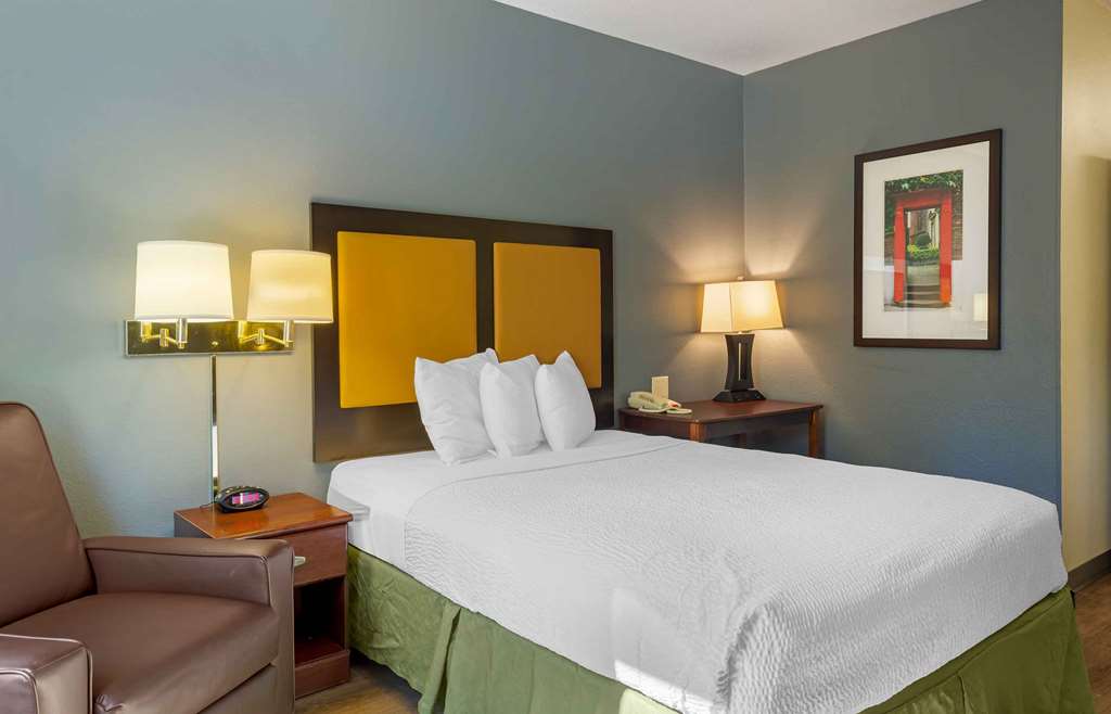 Extended Stay America Select Suites Hartford Manchester - photo 11
