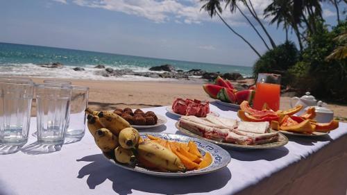 Sun & Sea 365 - last minute hotel in Hikkaduwa