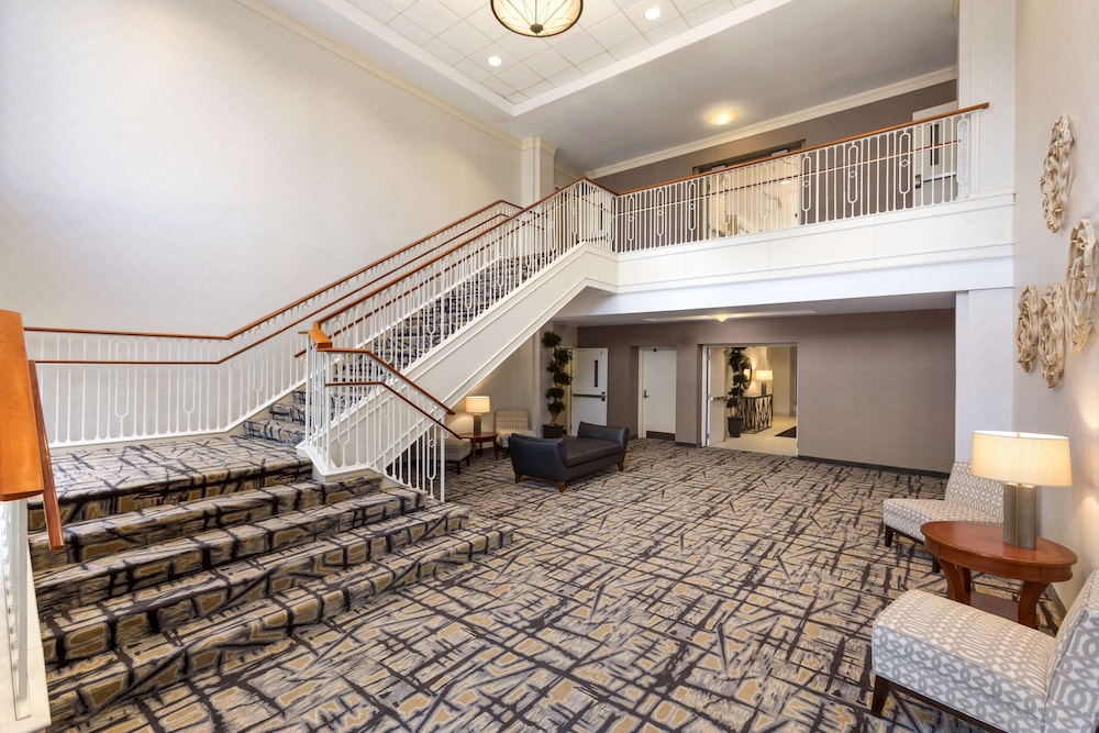 Hilton Garden Inn Shelton - photo 3