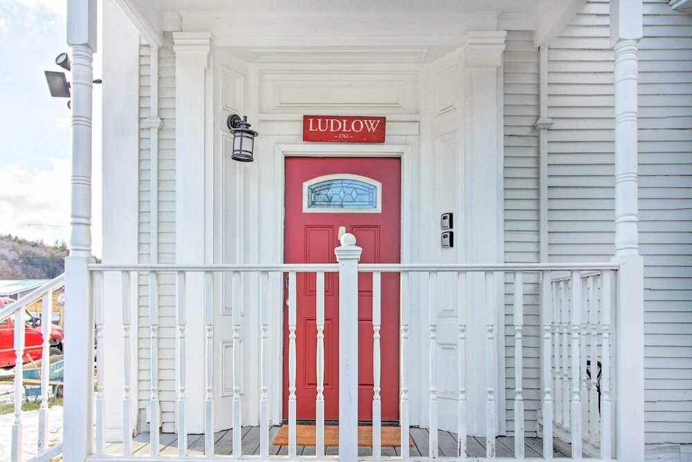 Comfy Ludlow Apartment 3 Mi to Okemo Resort in Ludlow, United States