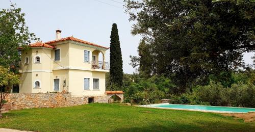 Cottage & private swimming pool — 4-Star Luxury Hotel in Poros, Greece