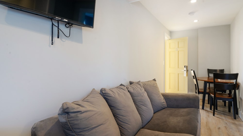 A Wave Inn - photo 28
