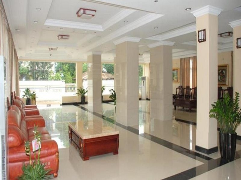 Golden Hill Hotel — Lashio — photo 4