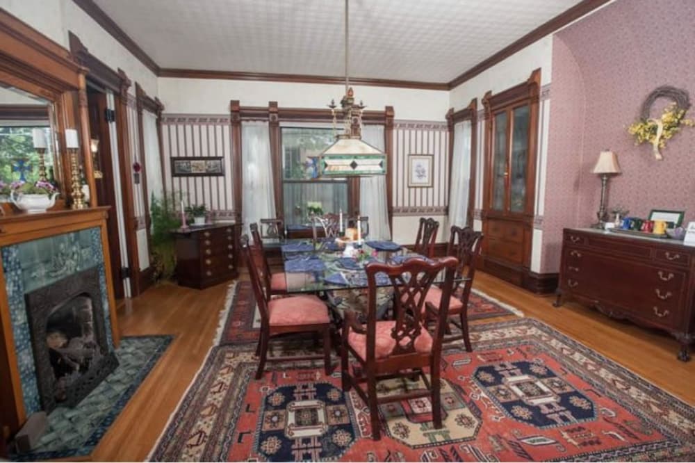 Market Street Inn - photo 35