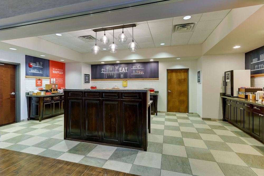 Hampton Inn & Suites Swansboro Near Camp Lejeune - photo 43