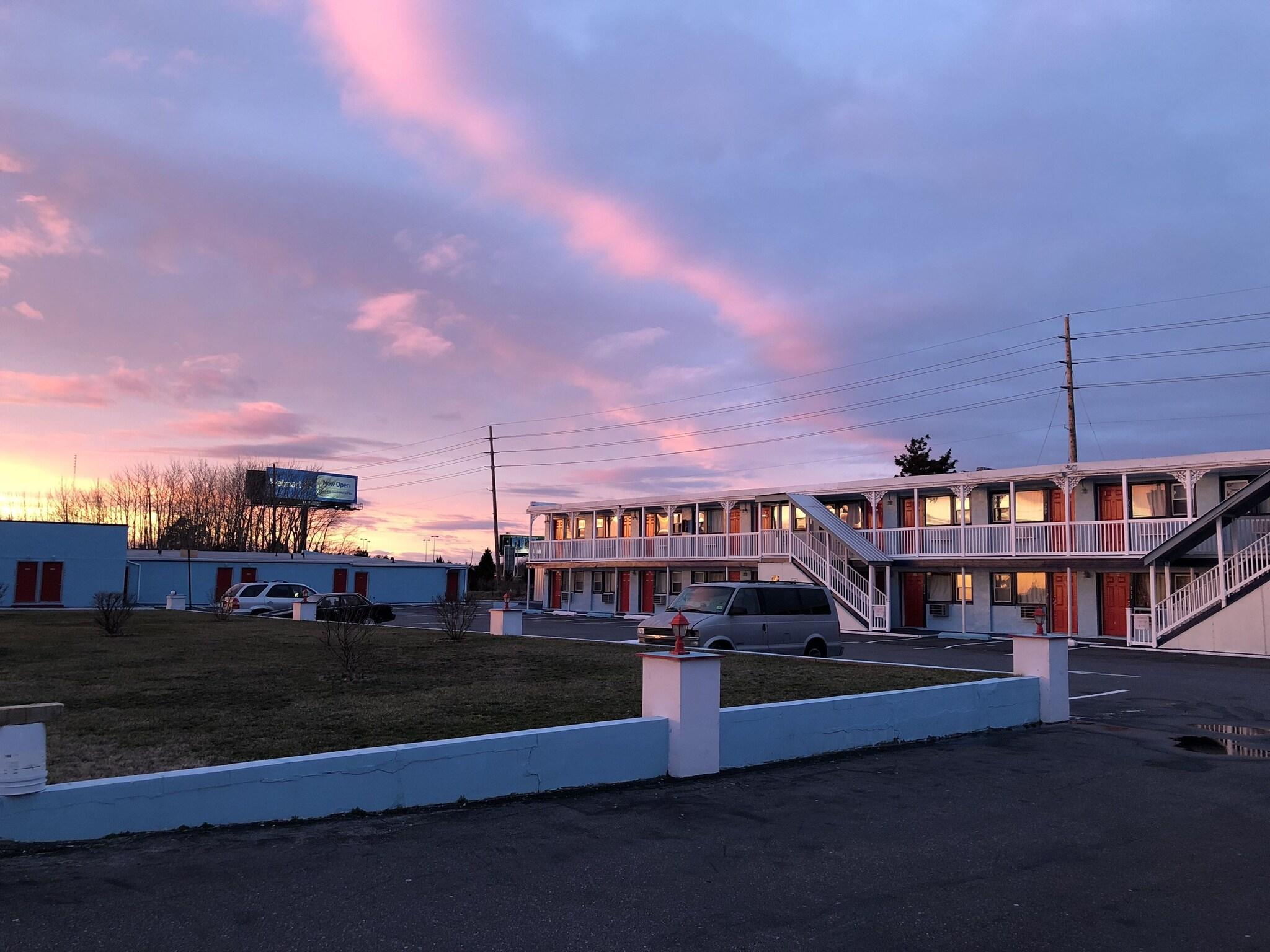 New Sea Breeze Motel - photo 17
