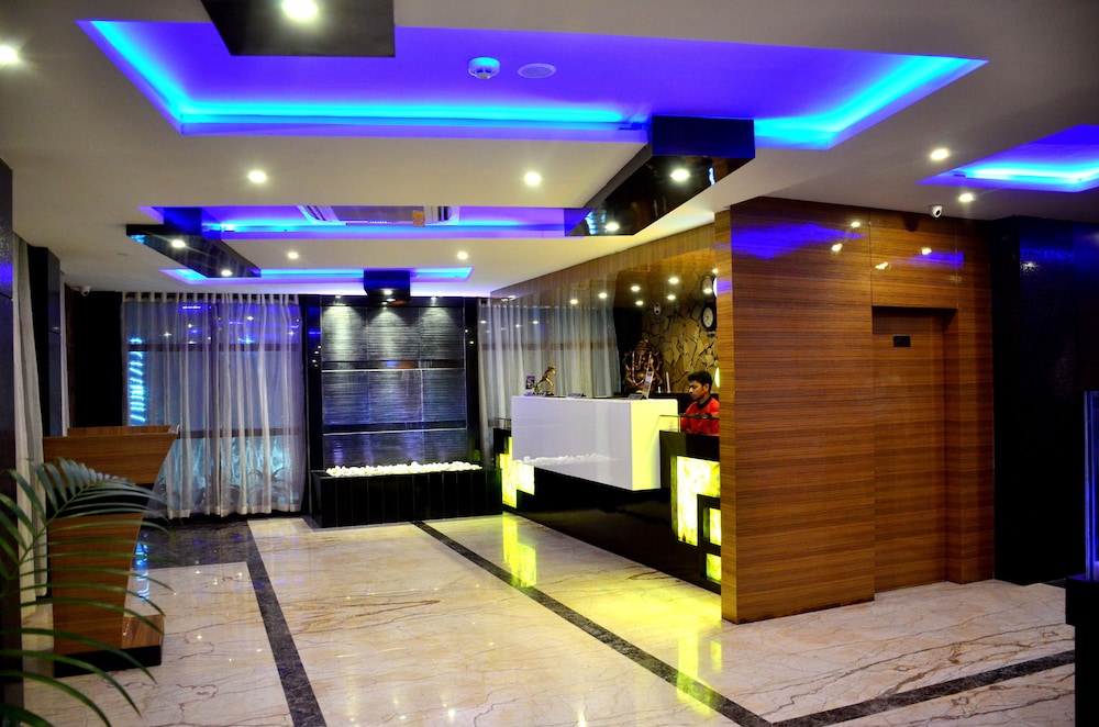Dolphin Chocolate Inn — Kalyani — photo 2