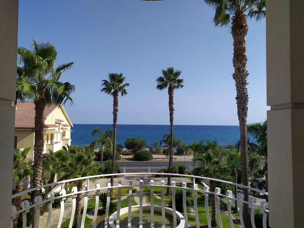 Hotel Club Kennedy in Roccella Ionica, Italy