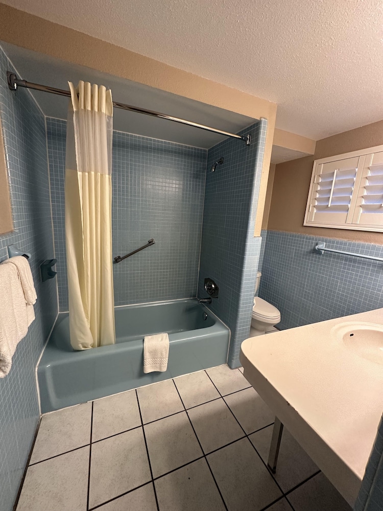Tahitian Inn - photo 34