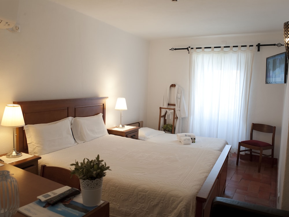 Dom Dinis Marvão - carbon neutral hotel in Portalegre