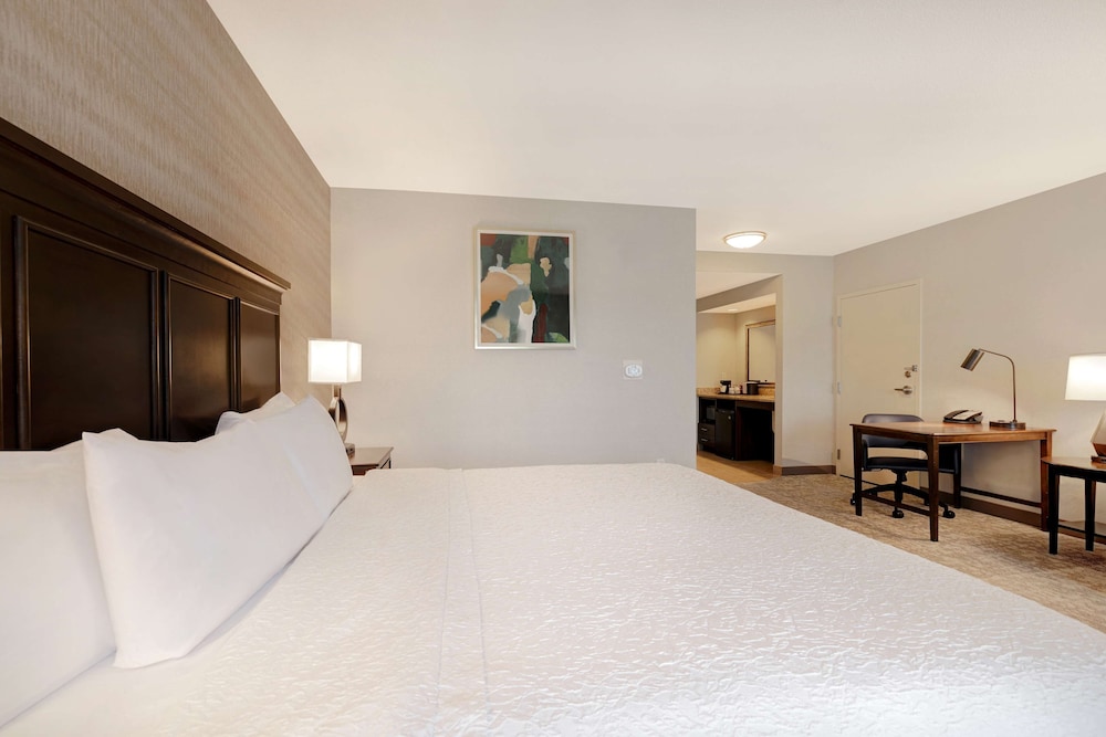 Hampton Inn & Suites San Luis Obispo - photo 12