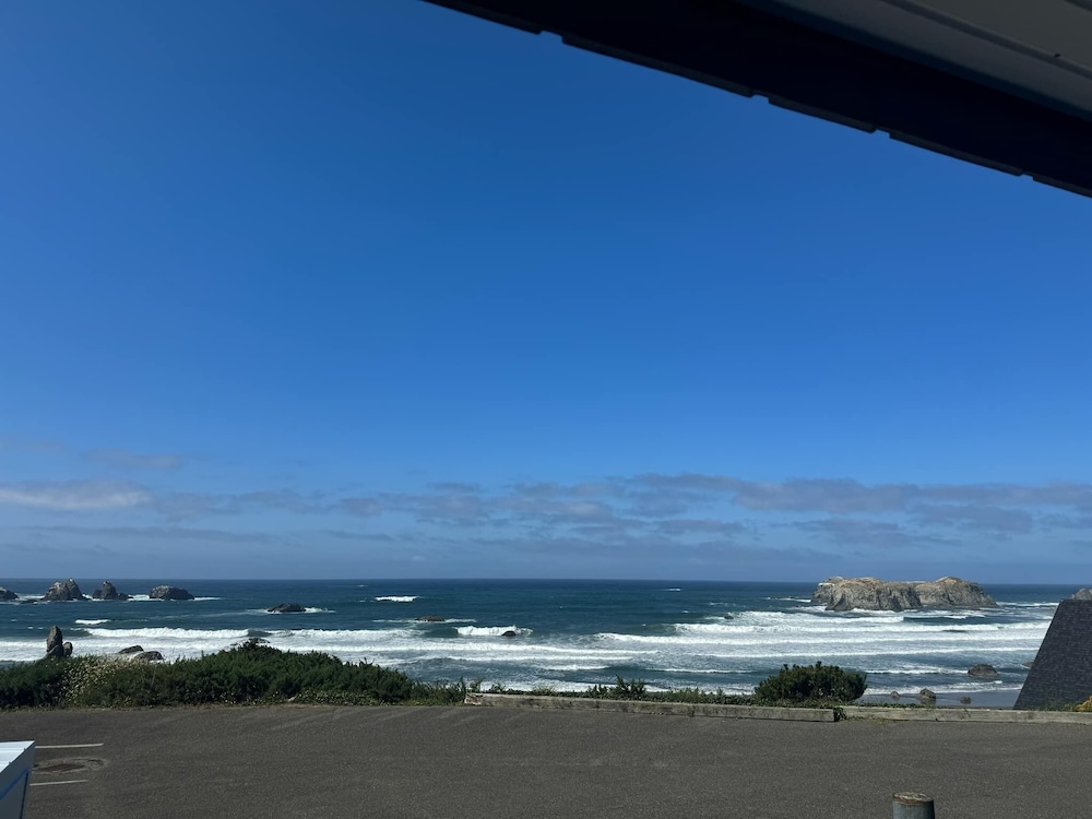 Sunset Oceanfront Lodging - photo 131