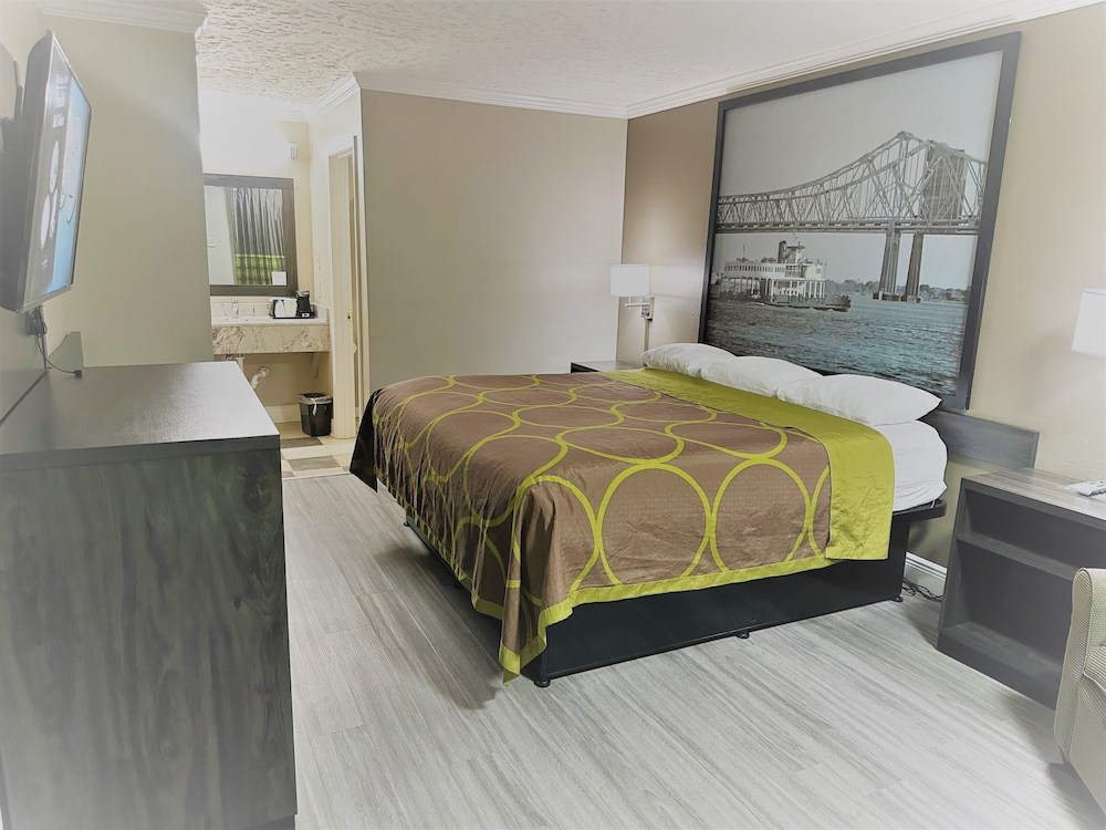 Super 8 by Wyndham Picayune - photo 5