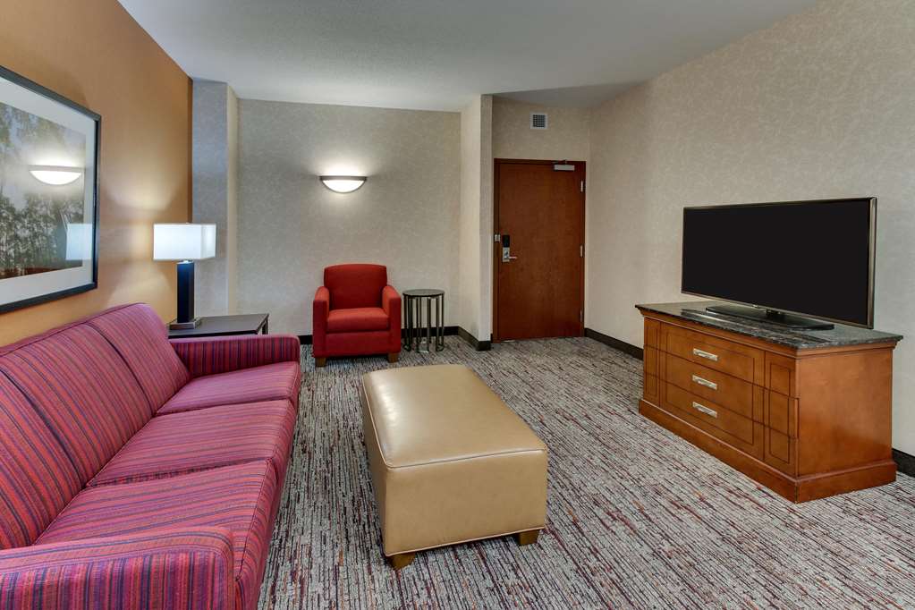 Drury Inn & Suites Meridian - photo 33