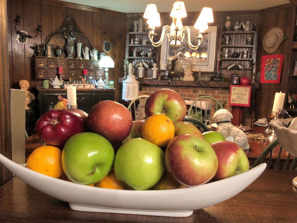 Williamsburg Sampler B & B - photo 21