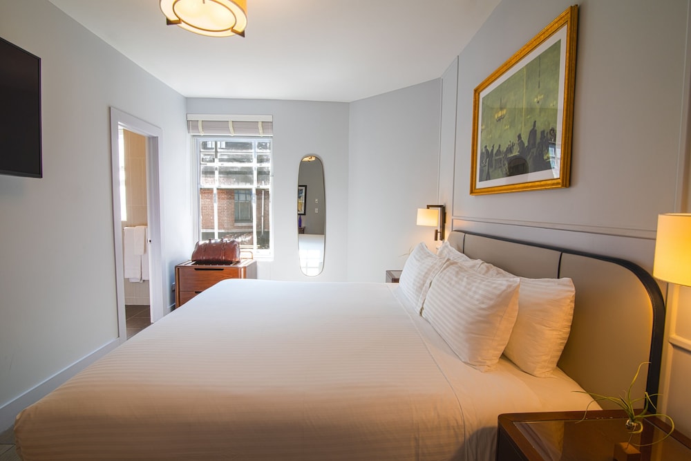 Hotel Belleclaire - photo 30