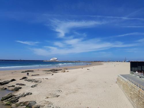 OceanBreeze Matosinhos EcoHost — 4-Star Luxury Hotel in Matosinhos, Portugal