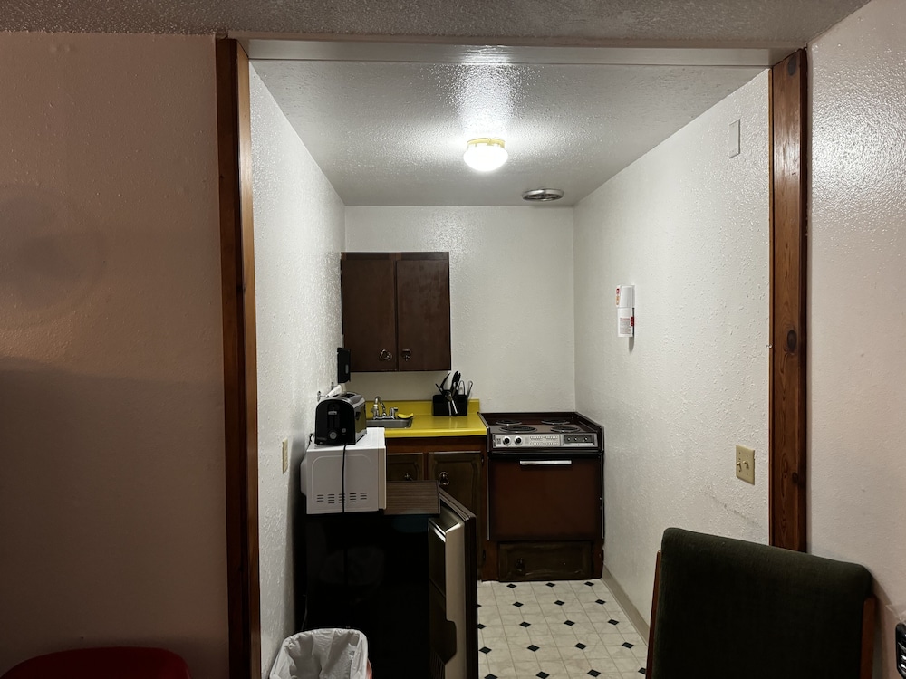 Heidis Inn Ilwaco - photo 20