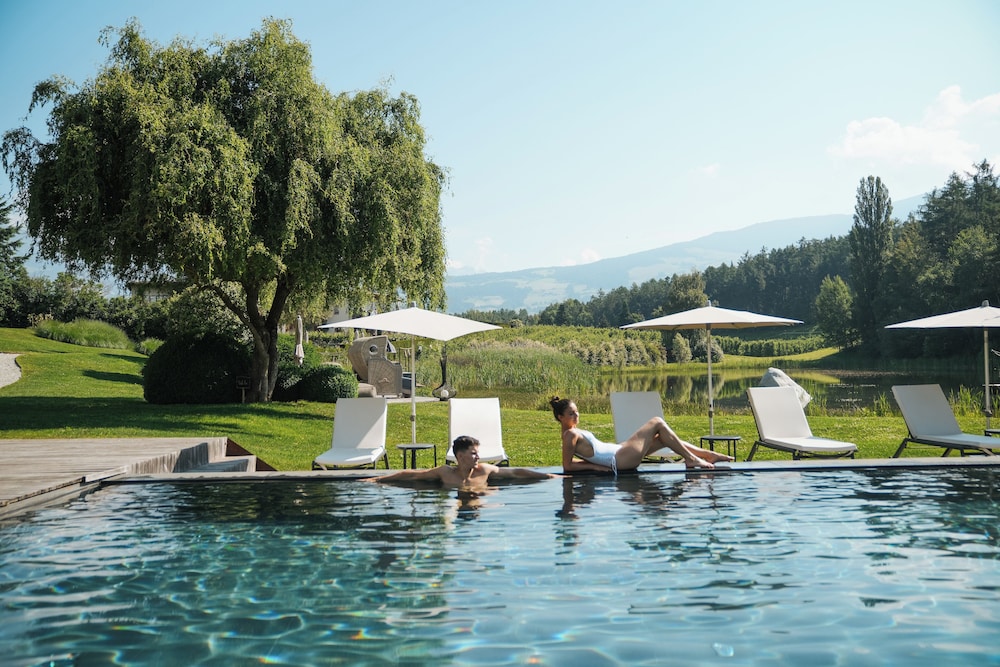 Hotel Seehof Nature Retreat — hotel in Naz-Sciaves - Natz-Schabs