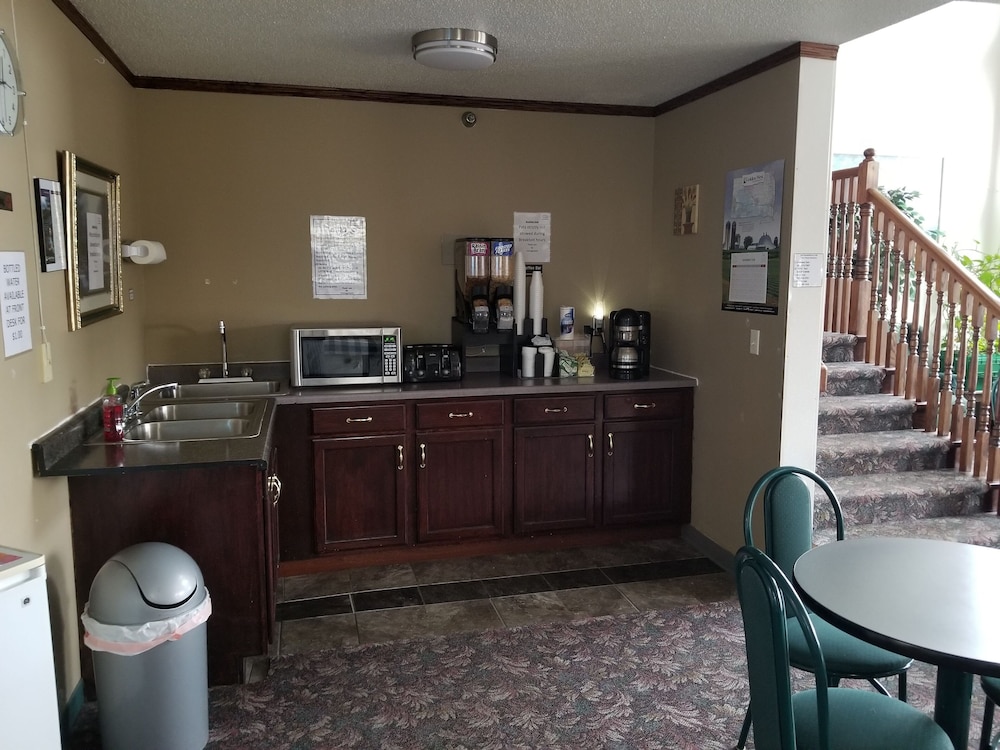 Bilmar Inn & Suites Dell Rapids Near Sioux Falls - photo 112