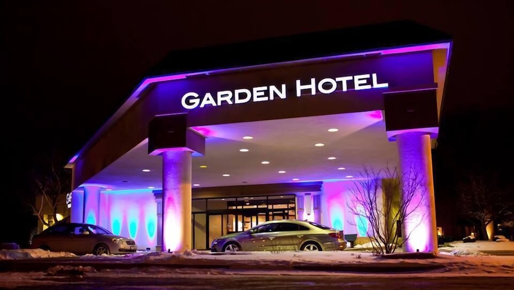 Garden Hotel and Conference Center - photo 21