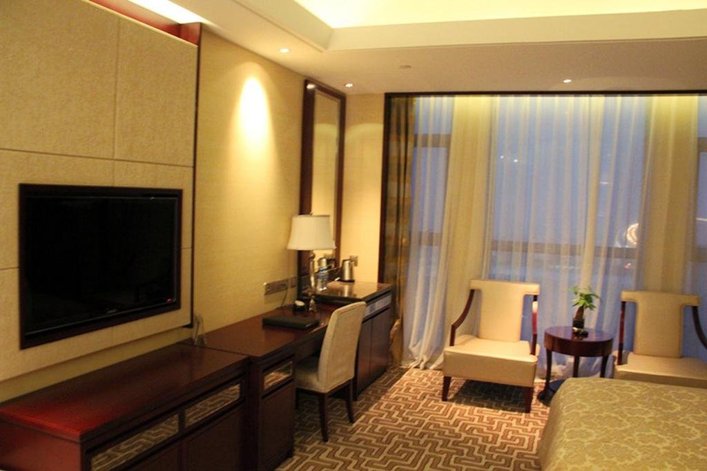 Haizhongzhou International Hotel Apartment Building in Zhoushan, People's Republic of China