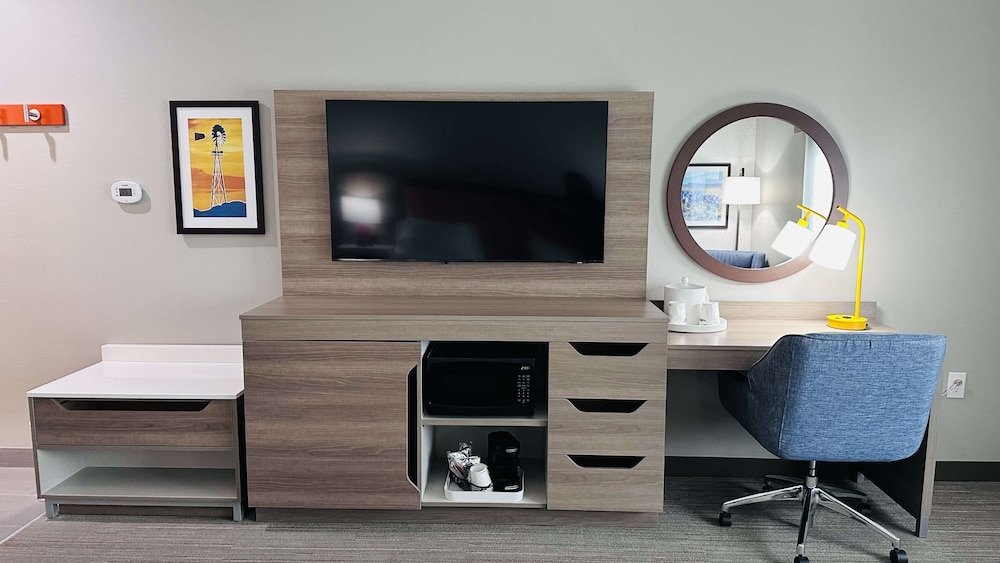 Hampton Inn & Suites Weatherford - photo 29