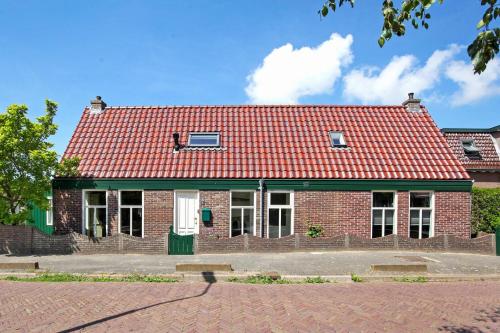 Vakantiehuis de Creutz — 4-Star Luxury Hotel in Beverwijk, Netherlands